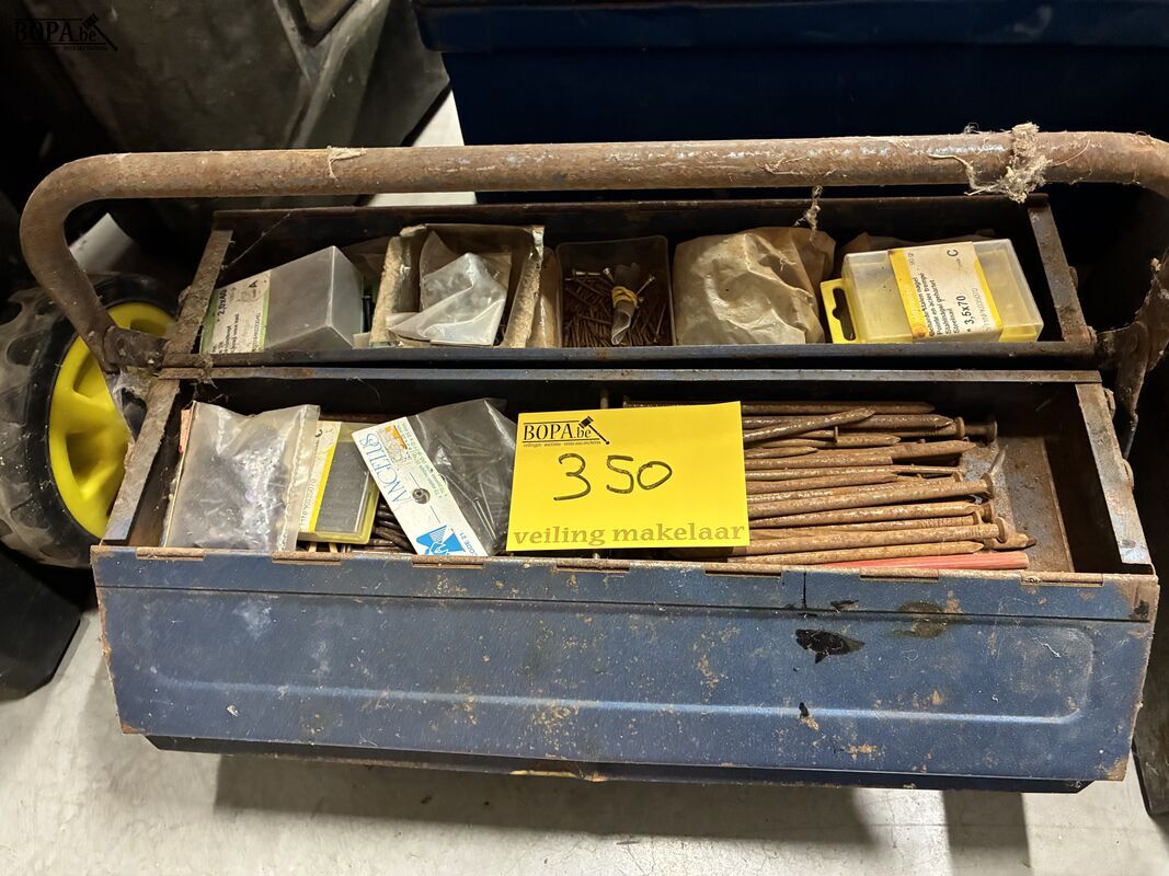 Metalen gereedschapskoffer met inhoud – foto 2 – kavel bij BOPA Auctions, Oekene