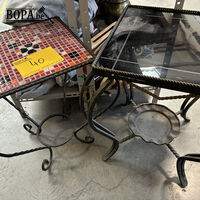 Vintage bijzettafeltjes - 2 stuks – kavel bij BOPA Auctions, Oekene