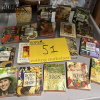 Lot miniboekjes – kavel bij BOPA Auctions, Oekene