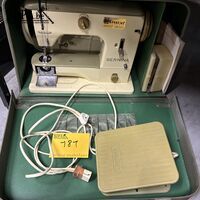 Retro naaimachine Bernina – kavel bij BOPA Auctions, Oekene