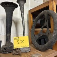 Claxon - 2 stuks + sportstuur – kavel bij BOPA Auctions, Oekene