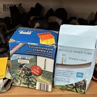 Lot fietsbinnenbanden – kavel bij BOPA Auctions, Oekene