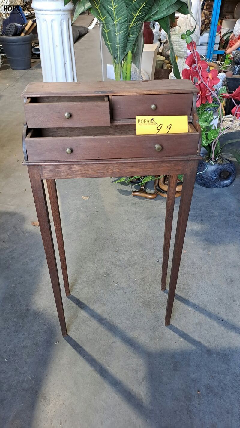 Smal antieken houten bijzettafeltje/mini-secretaire met lade – foto 5 – kavel bij BOPA Auctions, Aarsele