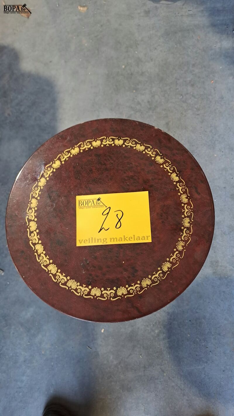 Klassieke Guéridon bijzettafel mahoniehout en gouden bloemen – foto 4 – kavel bij BOPA Auctions, Aarsele
