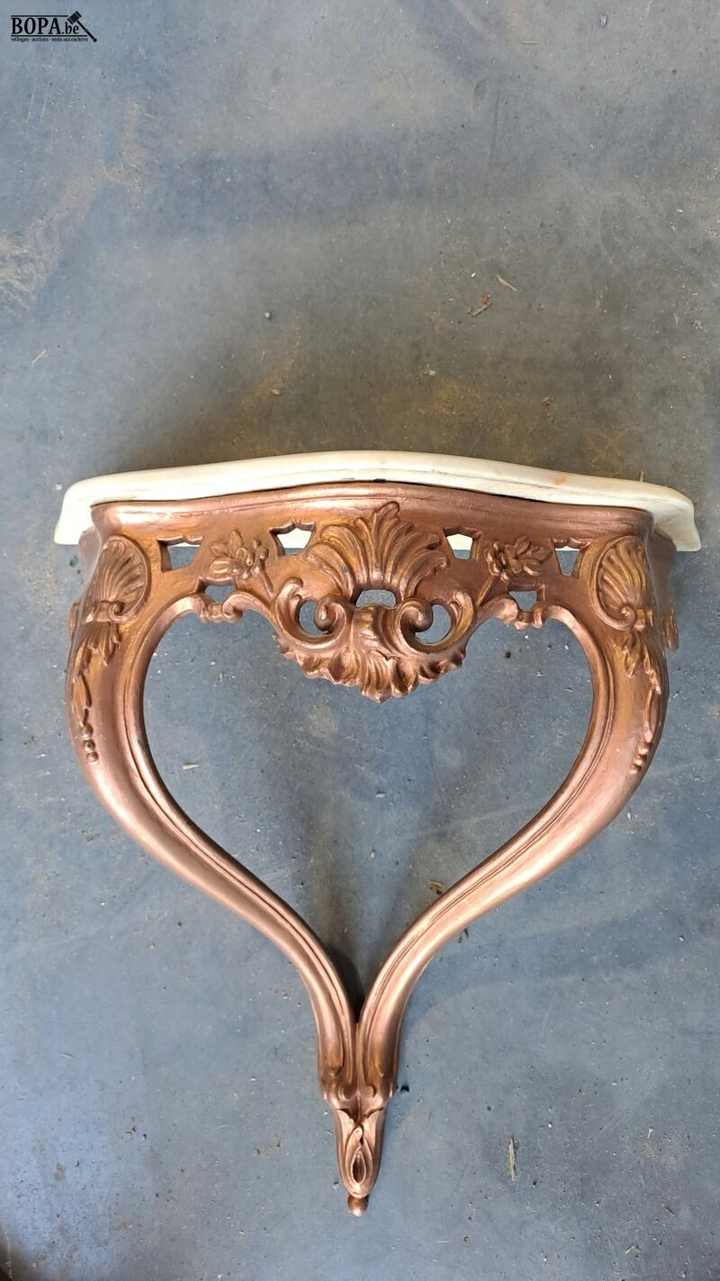 Decoratieve wandconsole met spiegel in Barok koperkleur afwe – foto 3 – kavel bij BOPA Auctions, Aarsele