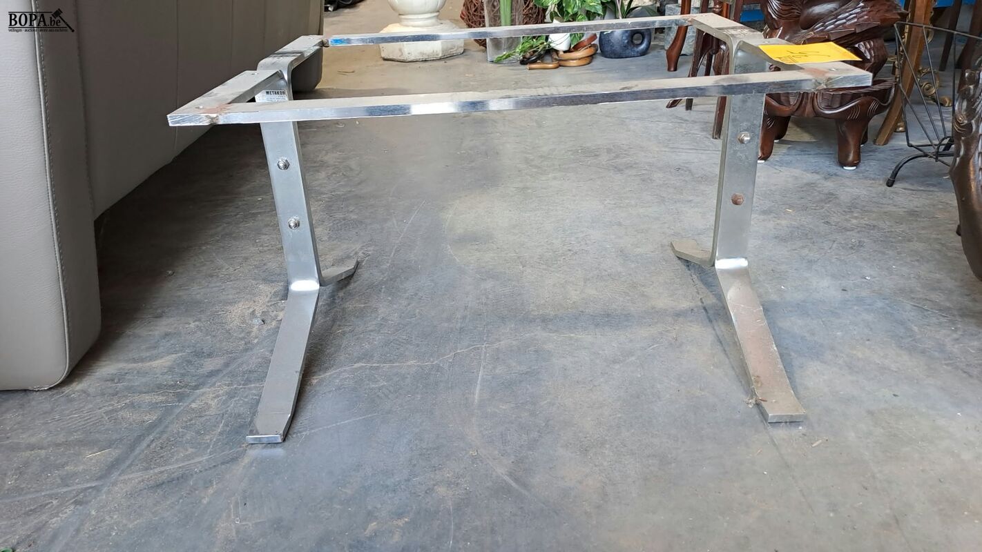 Inoxen onderstel voor Retro tafel – foto 4 – kavel bij BOPA Auctions, Aarsele