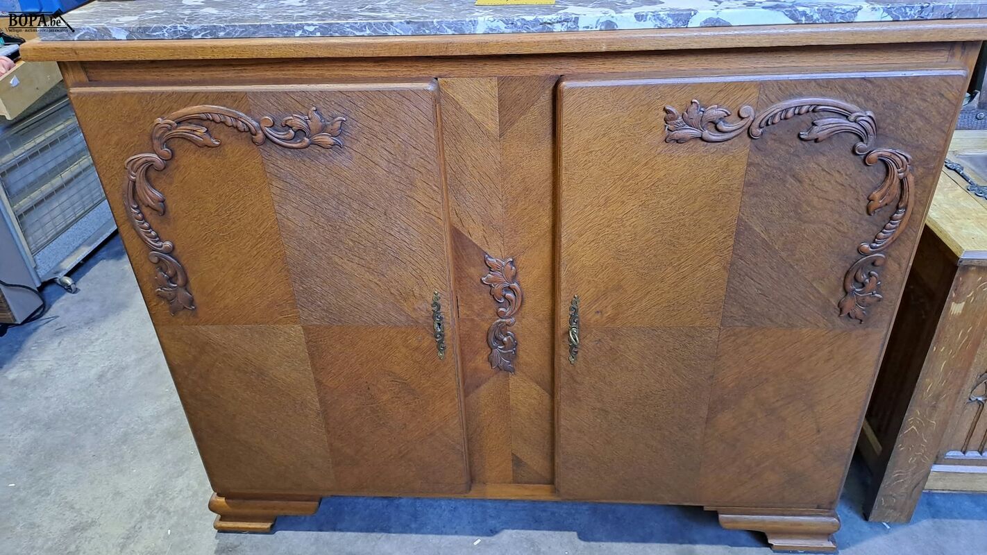 Landelijke brocante buffetkast '30 glas in looddeuren en ma – foto 7 – kavel bij BOPA Auctions, Aarsele