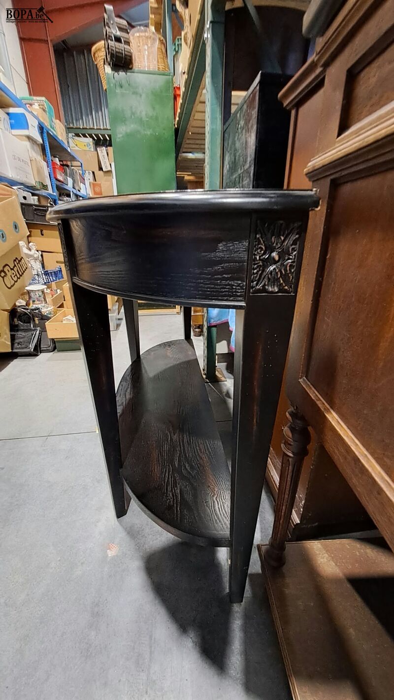 Donker halfronde houten sidetable Art Deco met sierlijk hout – foto 6 – kavel bij BOPA Auctions, Aarsele