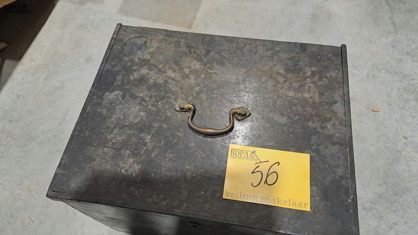 Lot opbergmeubel – foto 4 – kavel bij BOPA Auctions, Aarsele
