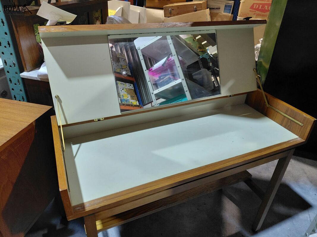Retro schrijftafel Mid-Century modern – foto 4 – kavel bij BOPA Auctions, Aarsele