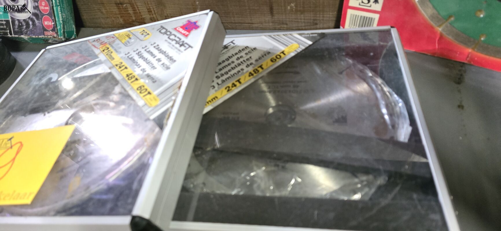 Diamantschijf en houtzagbladen – foto 5 – kavel bij BOPA Auctions, Ieper