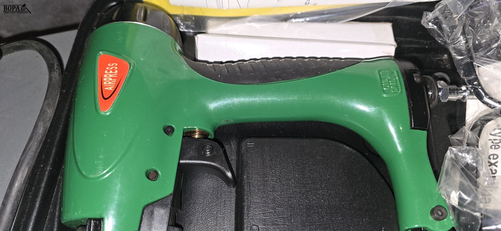 Pneumatische nagelschieter airpress – foto 5 – kavel bij BOPA Auctions, Ieper