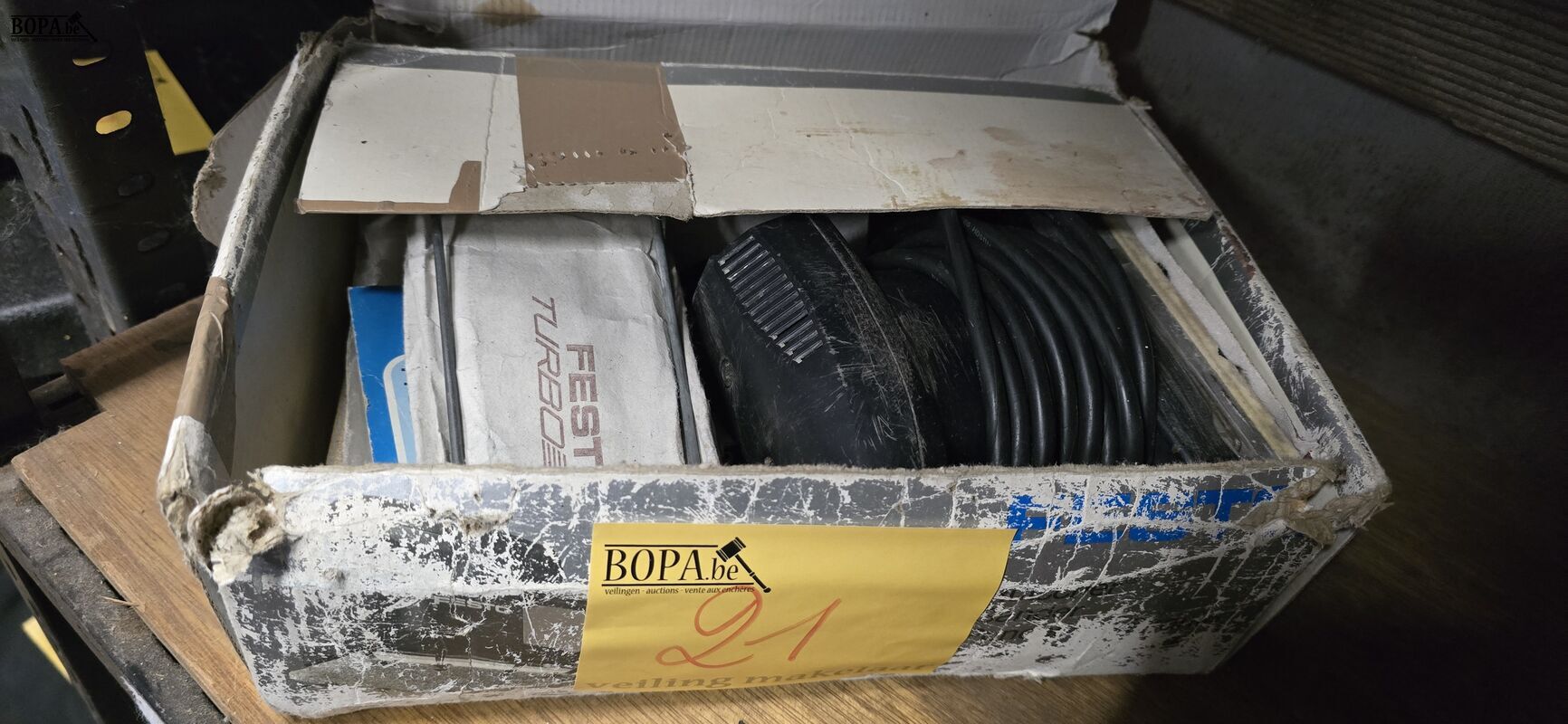 Vlakschuurmachine Festo – foto 2 – kavel bij BOPA Auctions, Ieper