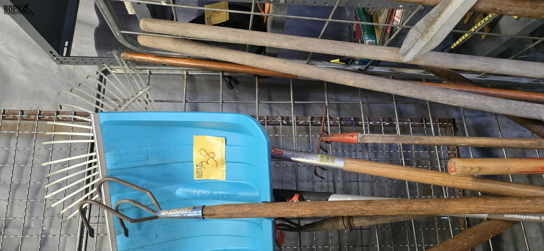 Tuinmateriaal ong 19 stuks – foto 5 – kavel bij BOPA Auctions, Ieper