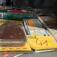 Lot schuurpapier voor schuurmachines – kavel bij BOPA Auctions, Ieper