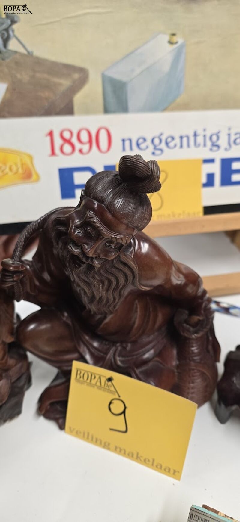 Houten beeldjes 3 stuks – foto 5 – kavel bij BOPA Auctions, Ieper