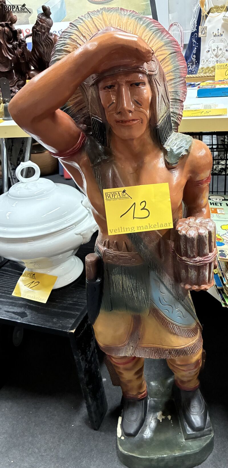 Decoratief standbeeld inheemse Amerikaan – foto 2 – kavel bij BOPA Auctions, Ieper