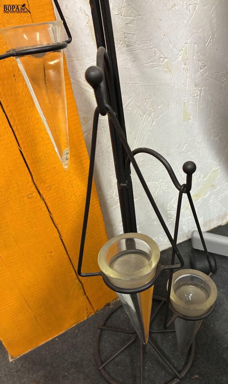 Zwarte metalen theelichthouder – foto 3 – kavel bij BOPA Auctions, Ieper