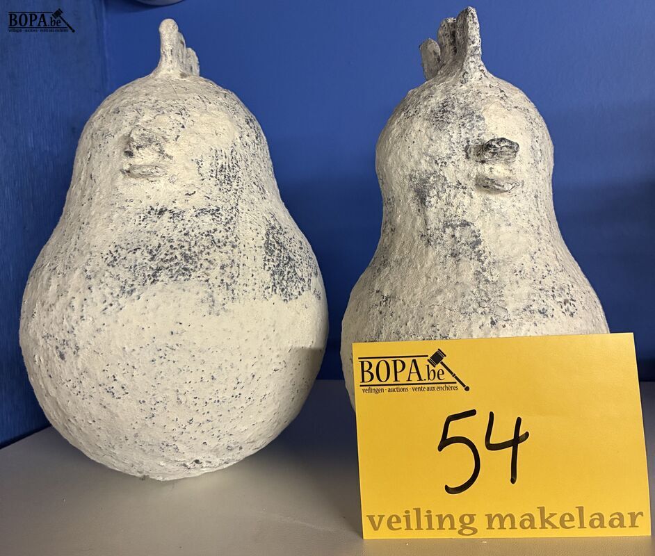 Decoratieve beeldjes - 2 stuks – foto 2 – kavel bij BOPA Auctions, Ieper