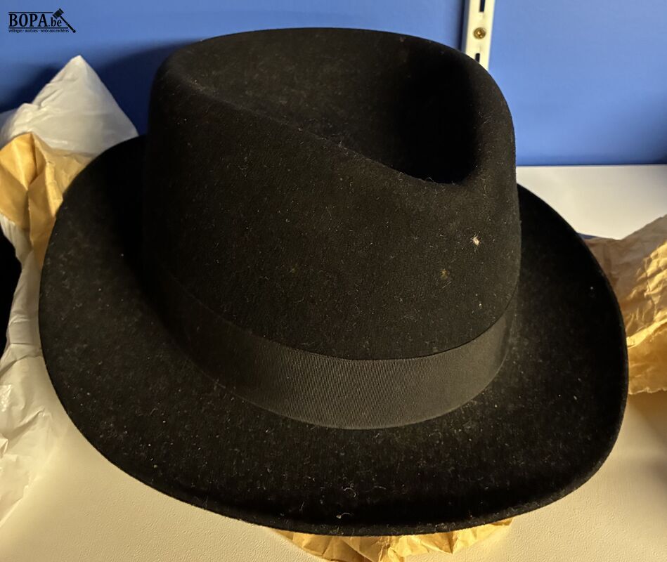 Klassieke zwarte herenhoeden - 2 stuks – foto 4 – kavel bij BOPA Auctions, Ieper