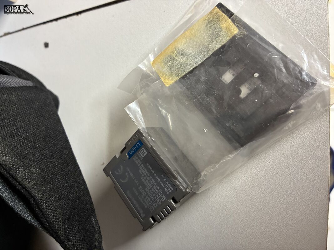 Panasonic video camera met draagtas – foto 5 – kavel bij BOPA Auctions, Ieper