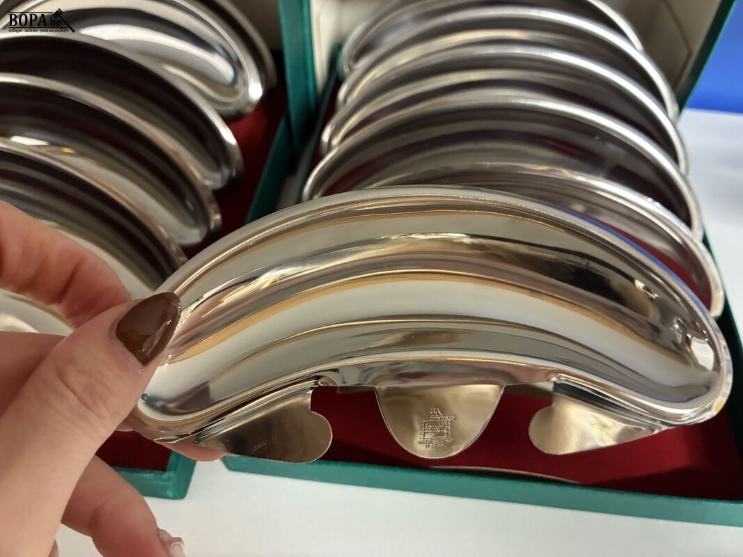 Vintage roestvrijstalen visgraatbakjes en onderzetters – foto 6 – kavel bij BOPA Auctions, Ieper