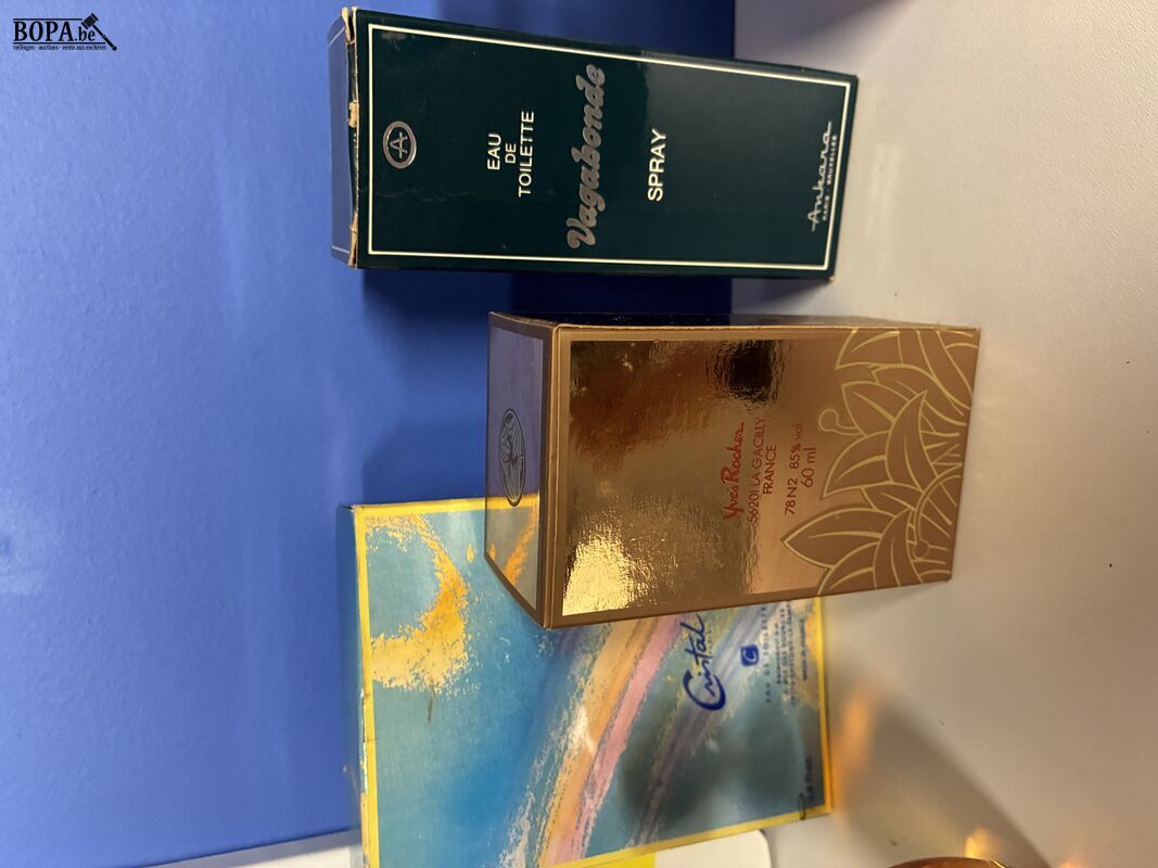 Lot vintage parfum- en eau de cologneflesjs - 7 stuks – foto 4 – kavel bij BOPA Auctions, Ieper
