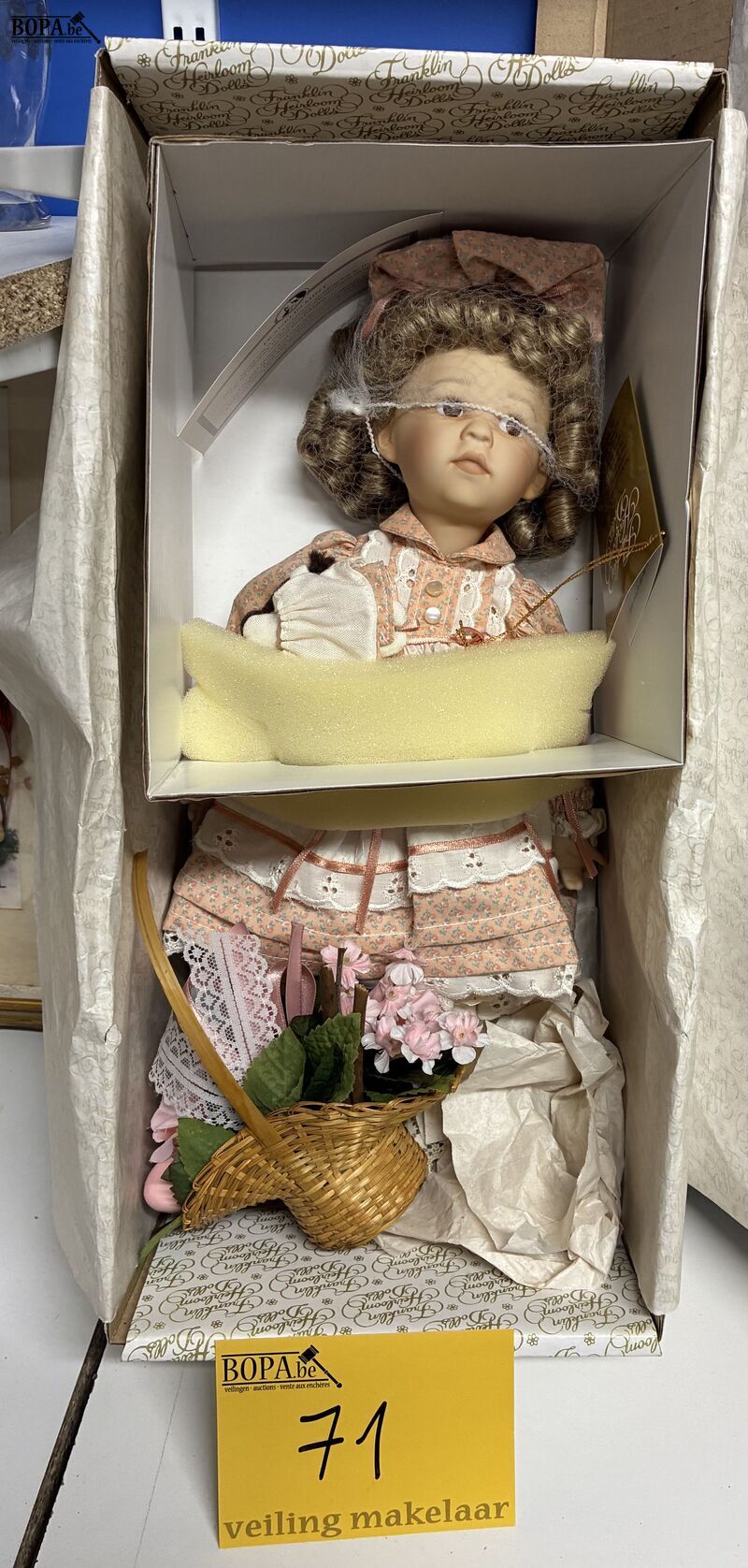 Vintage verzamelpop in doos - Franklin Heirloom Dolls – foto 2 – kavel bij BOPA Auctions, Ieper