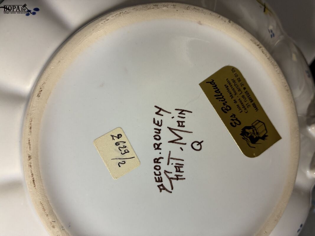 Lot keramiek met stempel – foto 5 – kavel bij BOPA Auctions, Ieper