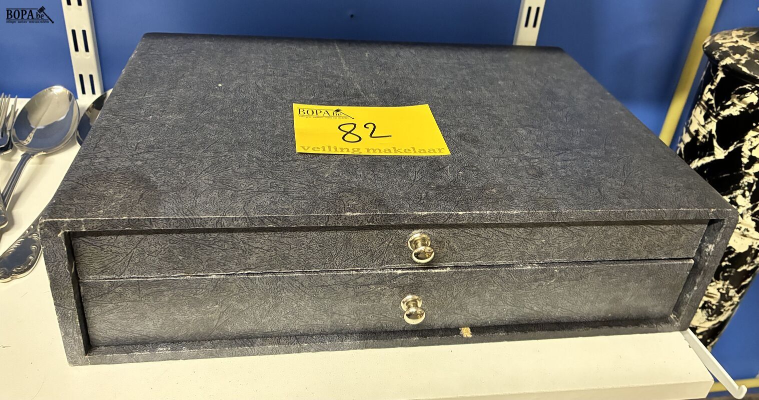 Vintage bestekkoffer – foto 2 – kavel bij BOPA Auctions, Ieper
