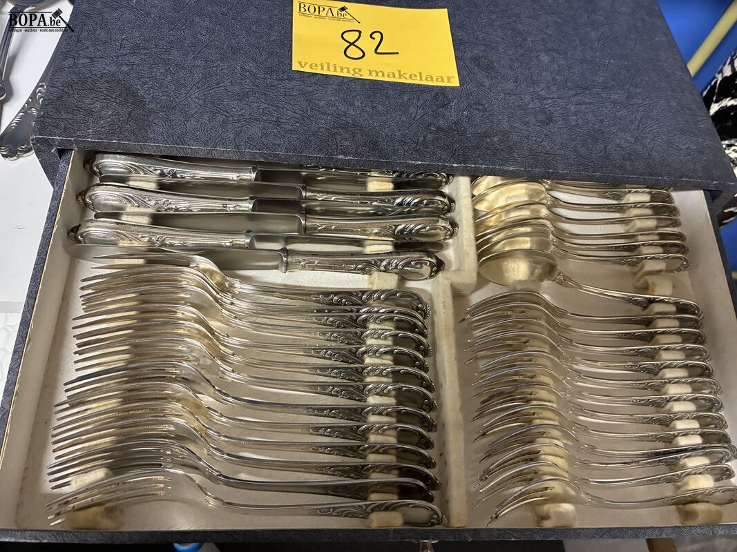 Vintage bestekkoffer – foto 5 – kavel bij BOPA Auctions, Ieper