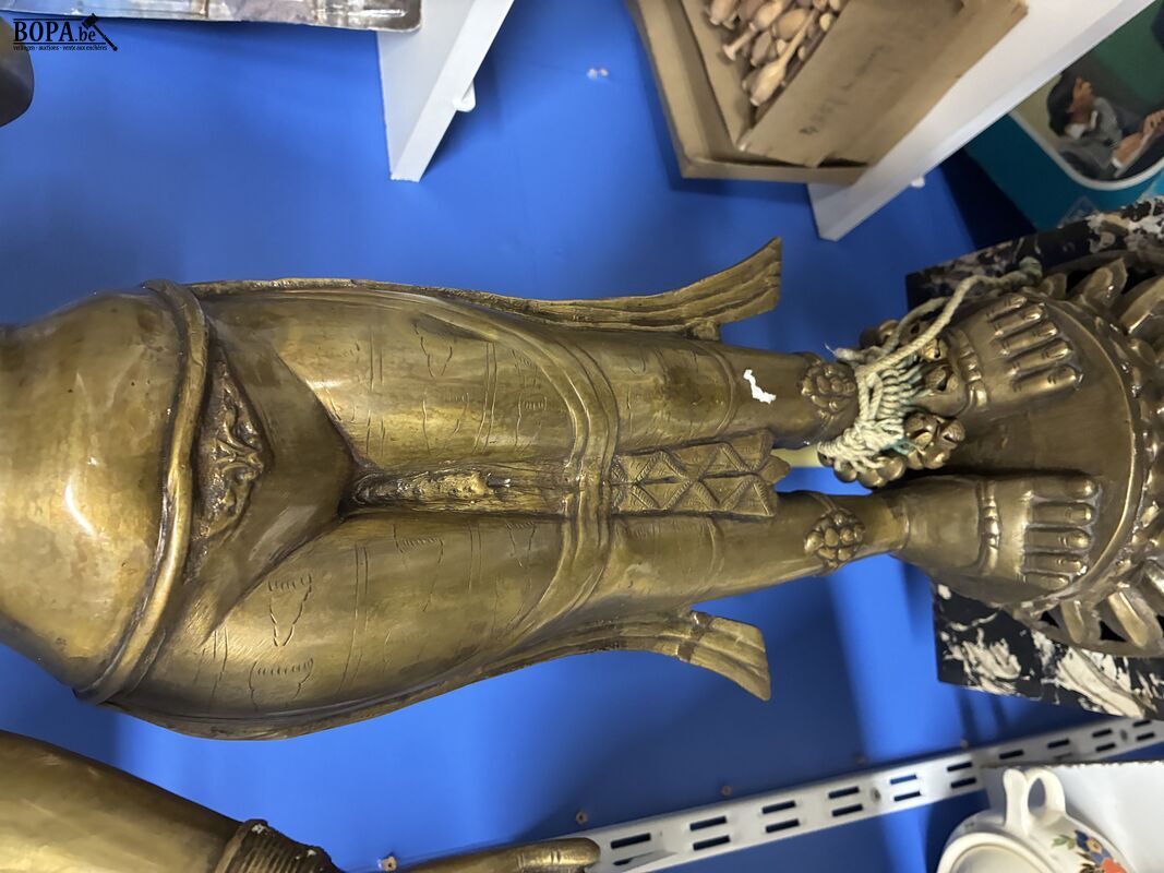 Staand bronzen beeld boeddhistische godin Tara – foto 5 – kavel bij BOPA Auctions, Ieper
