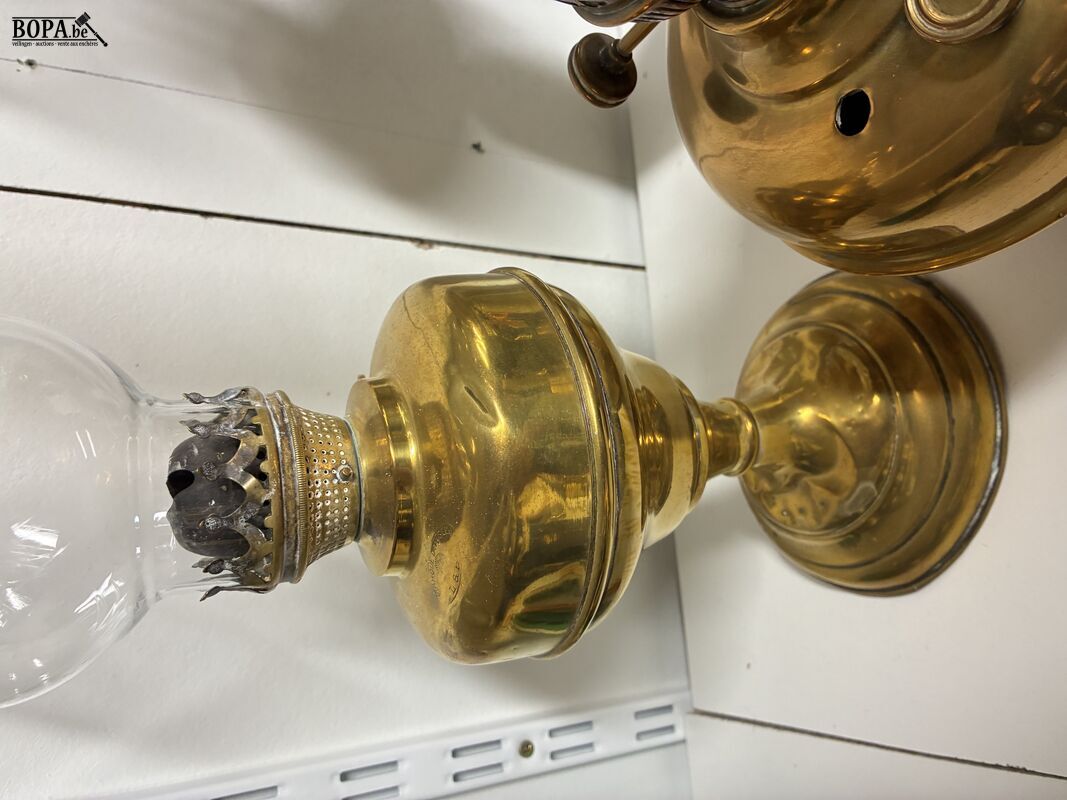 Lot antieke olielampen - 3 stuks – foto 3 – kavel bij BOPA Auctions, Ieper