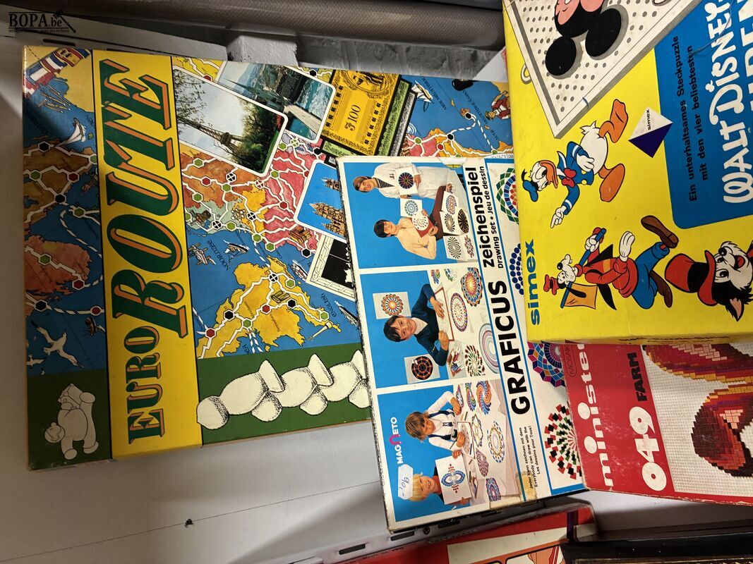 Lot vintage creatieve spelen - 9 stuks – foto 5 – kavel bij BOPA Auctions, Ieper