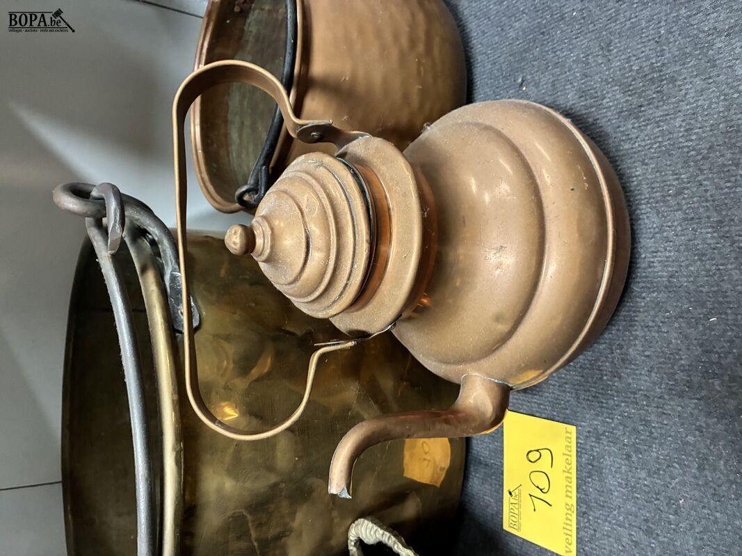 Lot antieken koperen kannen - 4 stuks – foto 5 – kavel bij BOPA Auctions, Ieper