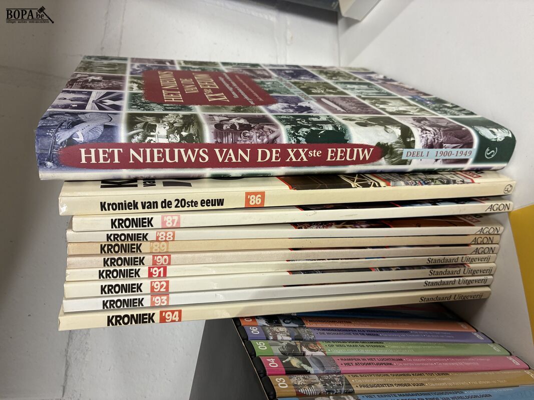 Lot boeken en DVD's over de wereld – foto 3 – kavel bij BOPA Auctions, Ieper