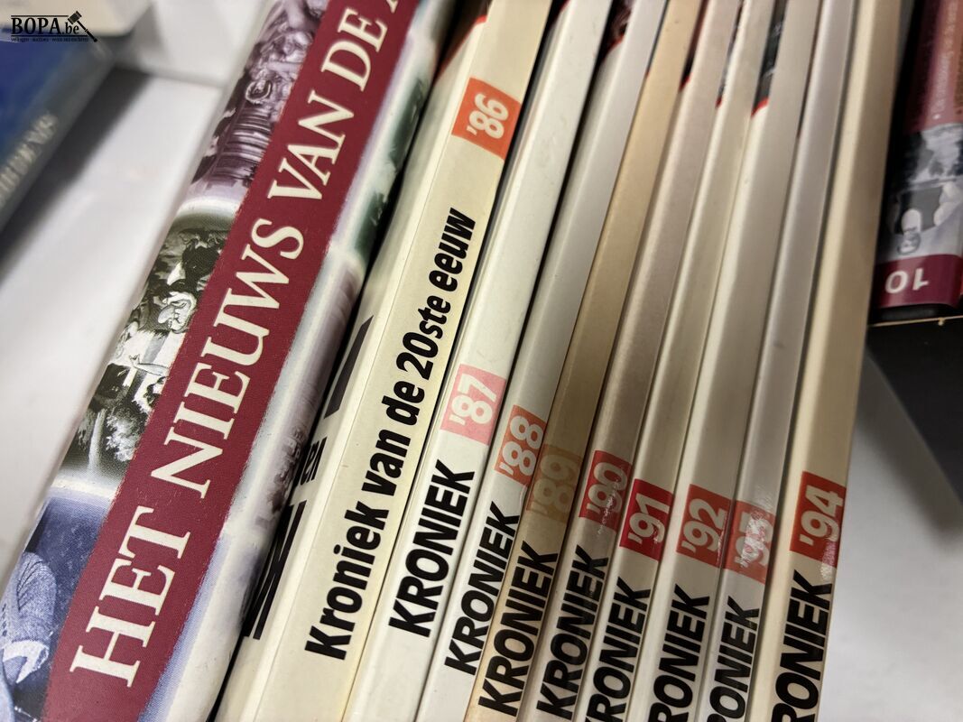 Lot boeken en DVD's over de wereld – foto 6 – kavel bij BOPA Auctions, Ieper
