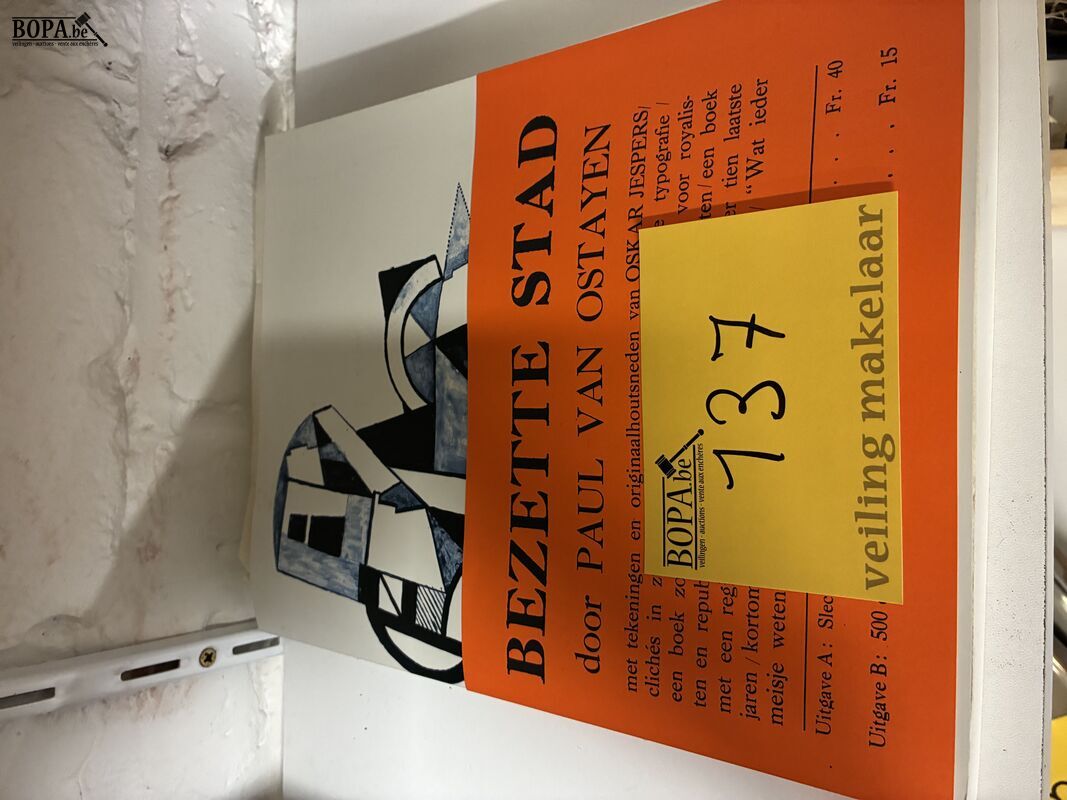 Boek 'Bezette stad' - Paul Van Ostayen - 1921 – foto 2 – kavel bij BOPA Auctions, Ieper