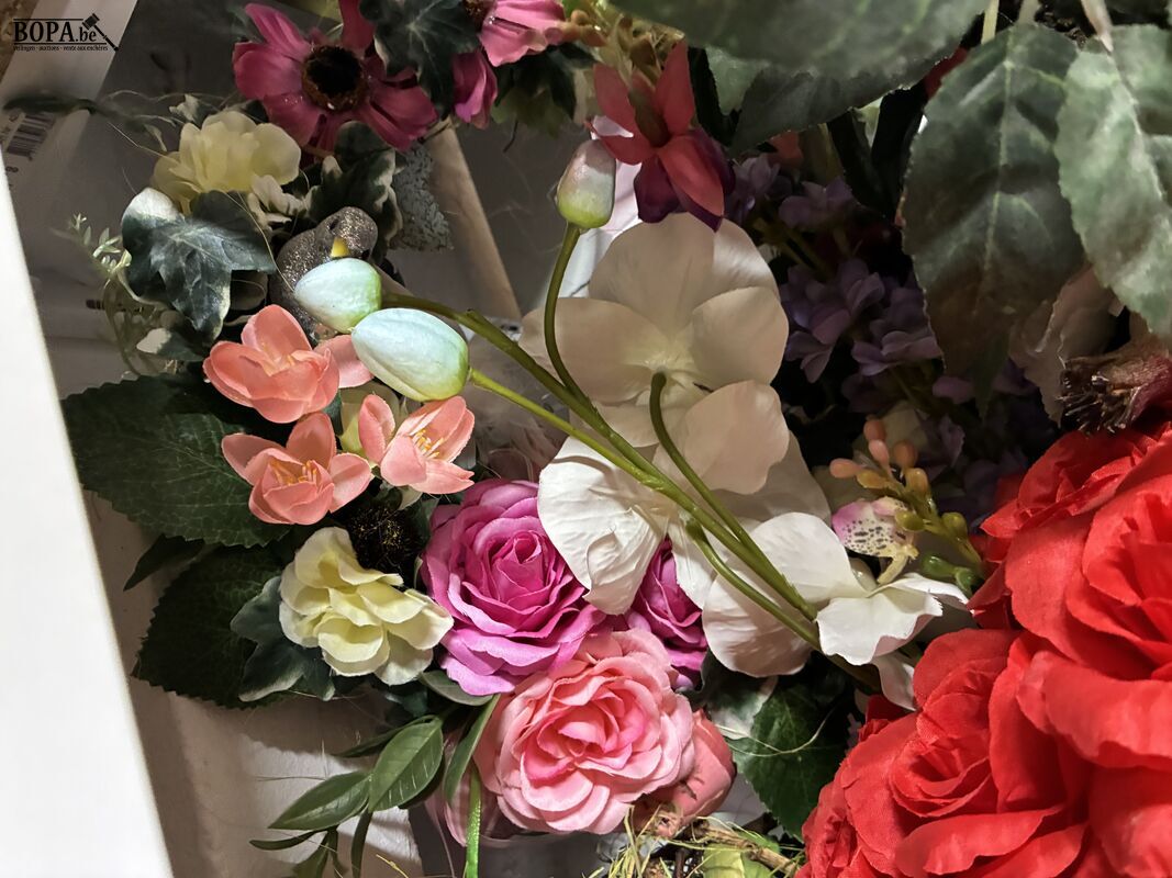 Lot kunstbloemen/kransen – foto 4 – kavel bij BOPA Auctions, Ieper