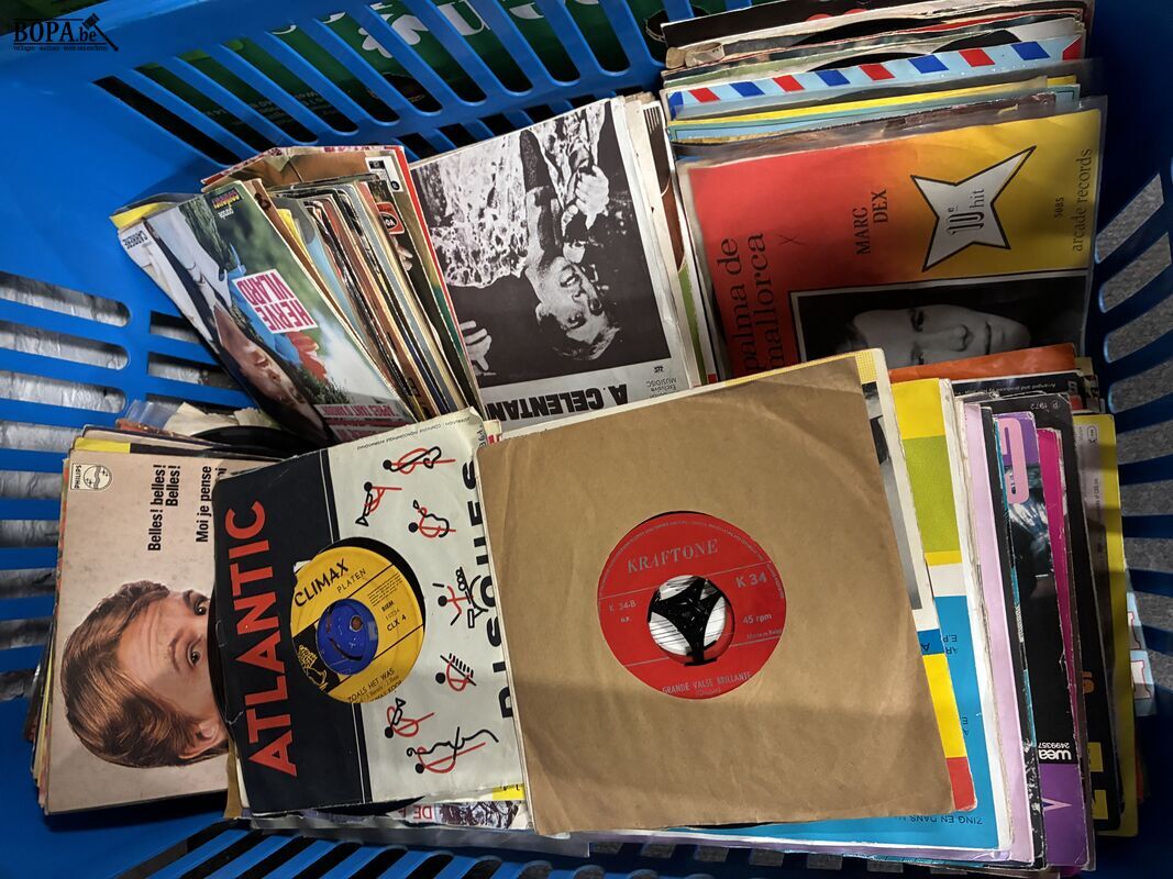 Lot vinylplaten – foto 2 – kavel bij BOPA Auctions, Ieper