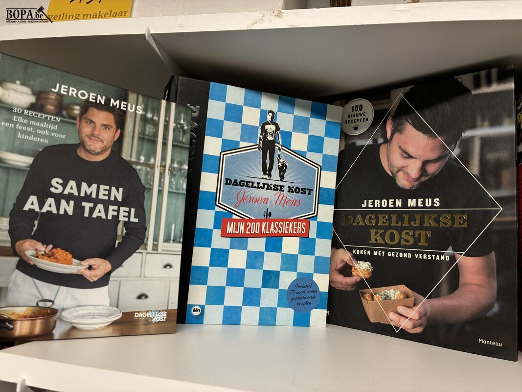 Lot boeken 'Jeroen Meus' - 8 stuks – foto 3 – kavel bij BOPA Auctions, Ieper