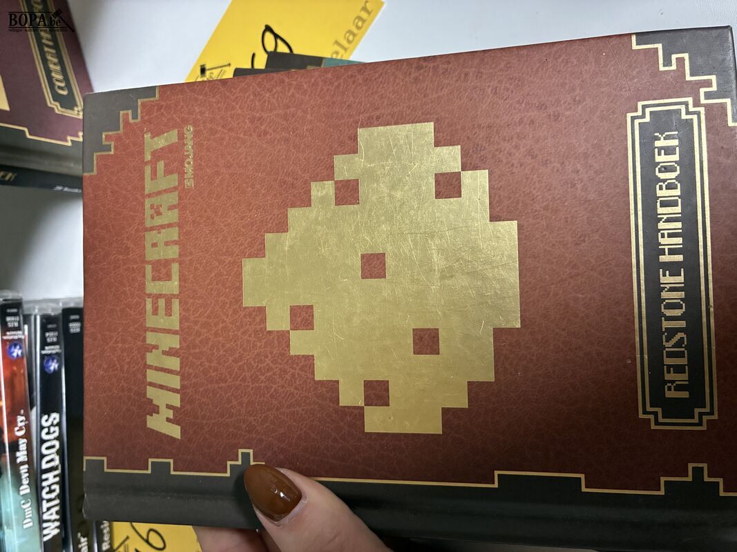 Lot Minecraft boeken - 4 stuks – foto 5 – kavel bij BOPA Auctions, Ieper