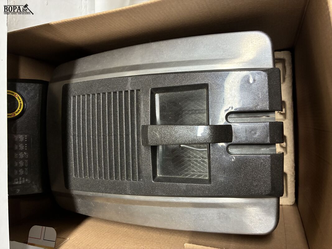 Fritel frietketel nieuw zonder kabel – foto 2 – kavel bij BOPA Auctions, Ieper
