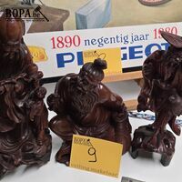 Houten beeldjes 3 stuks – kavel bij BOPA Auctions, Ieper