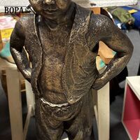 Vebronsd beeld staande jongen - get. Geert Kunen – kavel bij BOPA Auctions, Ieper