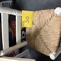 Houten vintage kinderstoeltje – kavel bij BOPA Auctions, Ieper