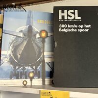 Lot boeken HSL + Brussels Airport - 4 stuks – kavel bij BOPA Auctions, Ieper