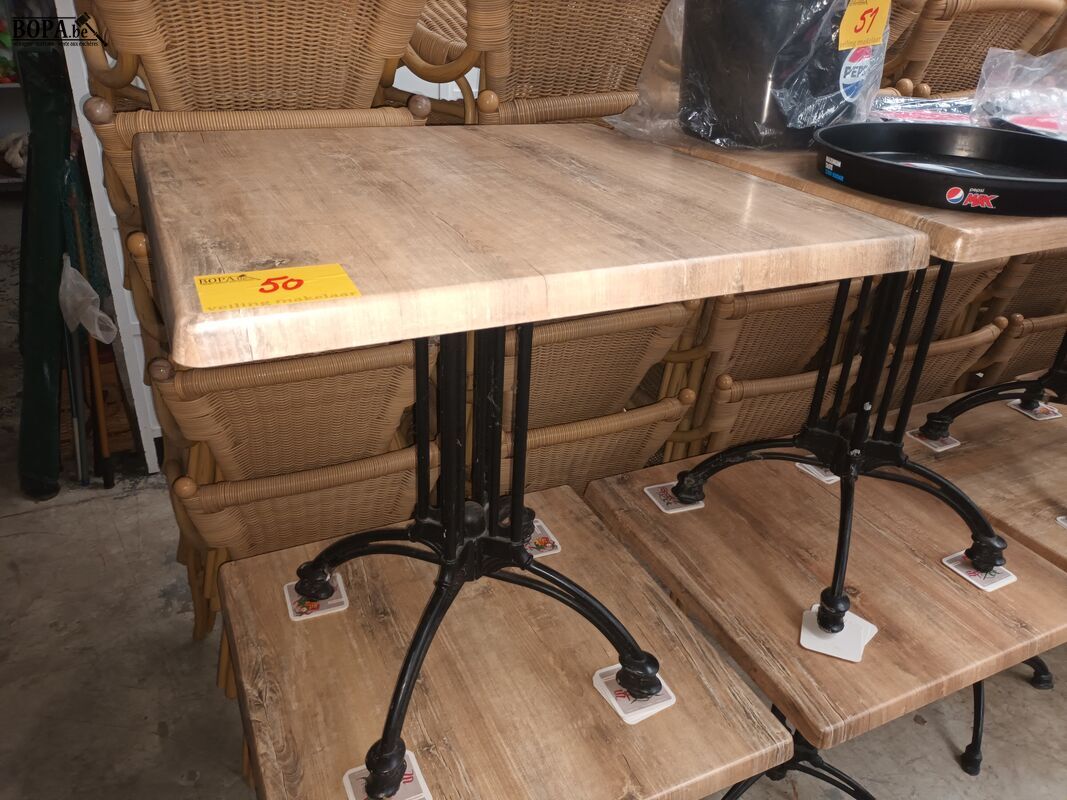 Vierkante horeca tafels. 8 stuks – foto 3 – kavel bij BOPA Auctions, Ieper