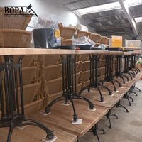Vierkante horeca tafels. 8 stuks – kavel bij BOPA Auctions, Ieper